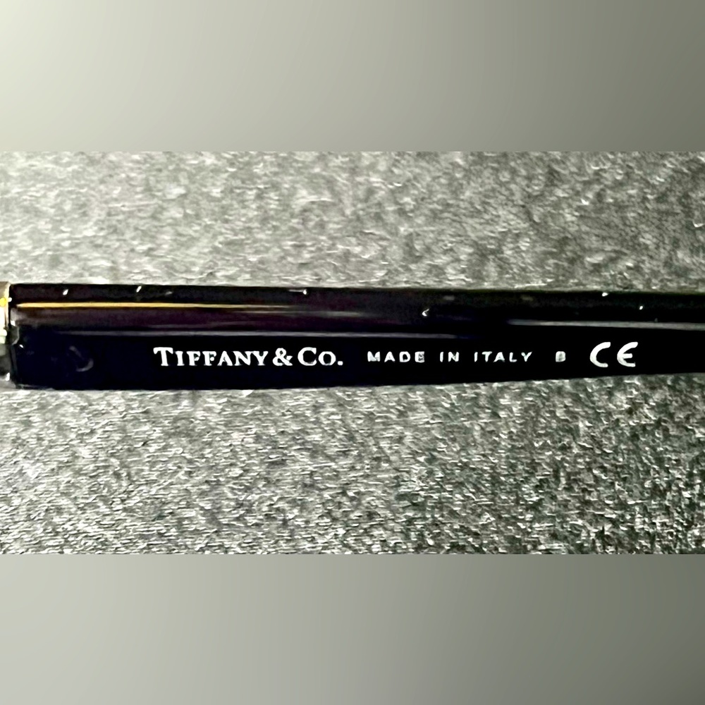Tiffany & company black and Tiffany blue frames. Must get lenses removed profess - Picture 4 of 6